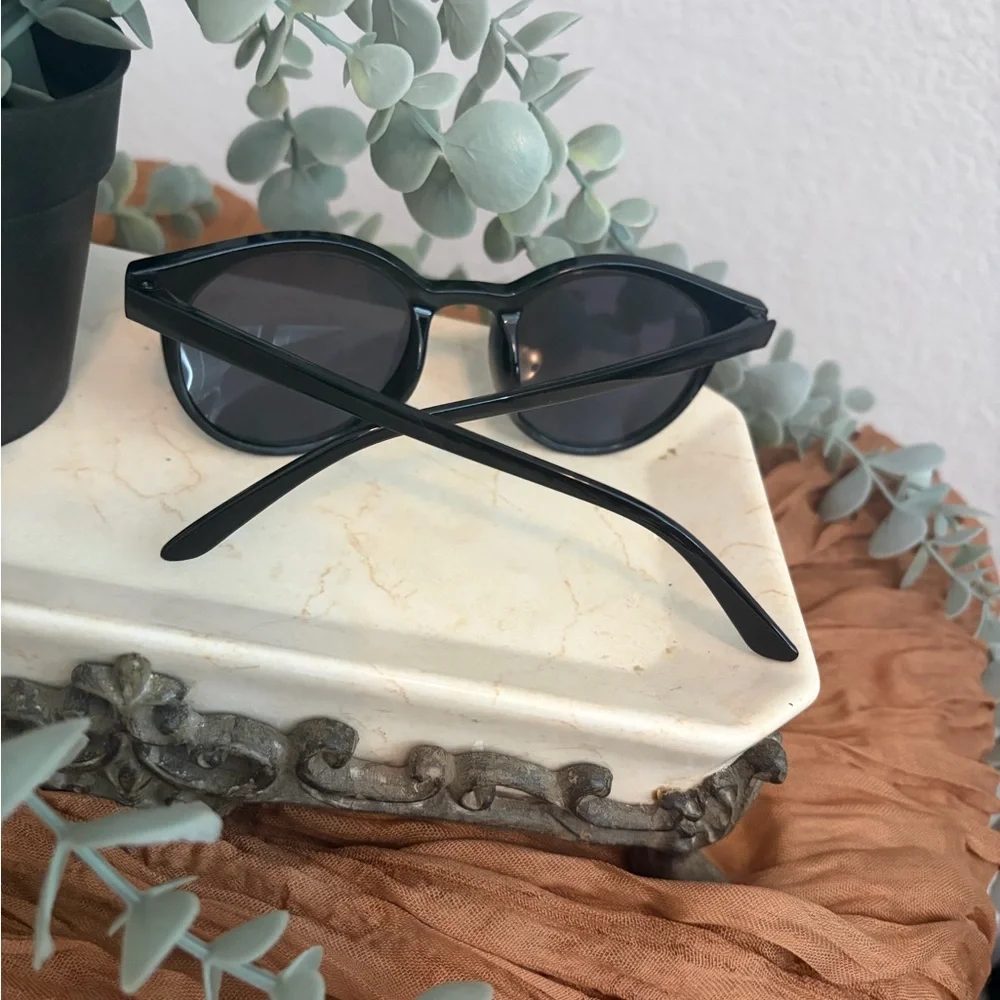 Stylish Black Kids Sunglasses
